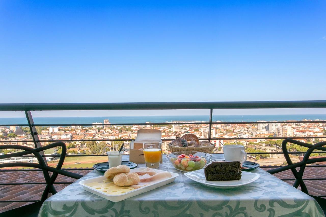 Bellavistarelax Hotel Giulianova Bagian luar foto