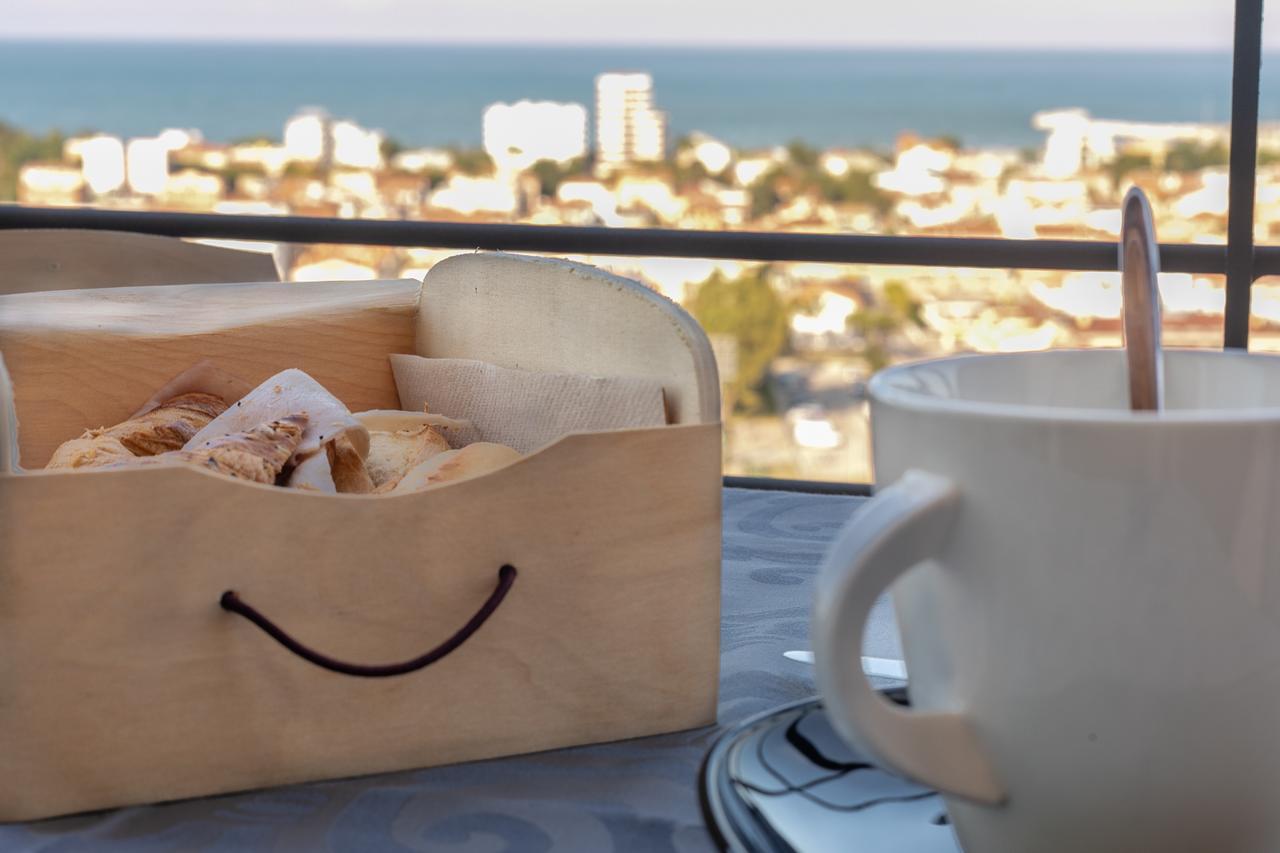 Bellavistarelax Hotel Giulianova Bagian luar foto
