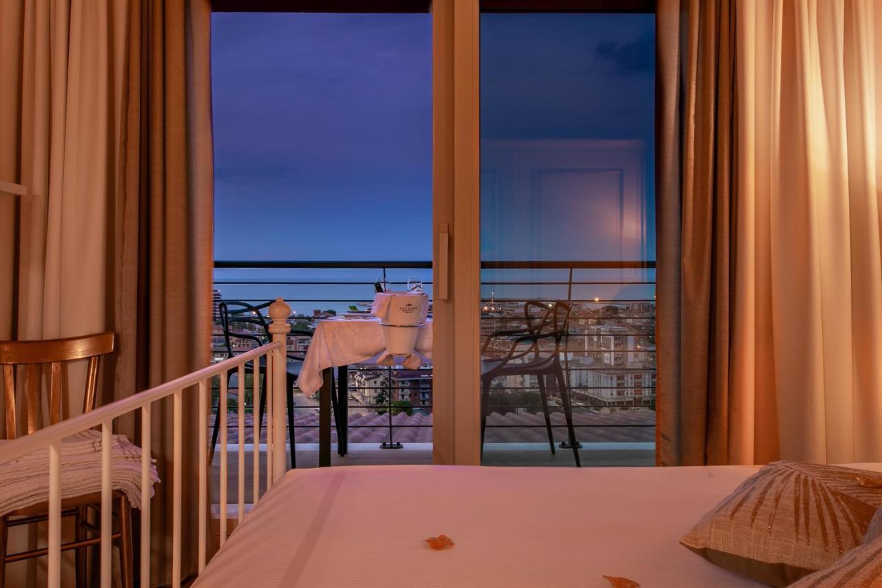 Bellavistarelax Hotel Giulianova Bagian luar foto